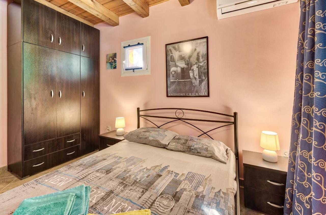 Green Boat Apartment Akrotiri  Exterior photo